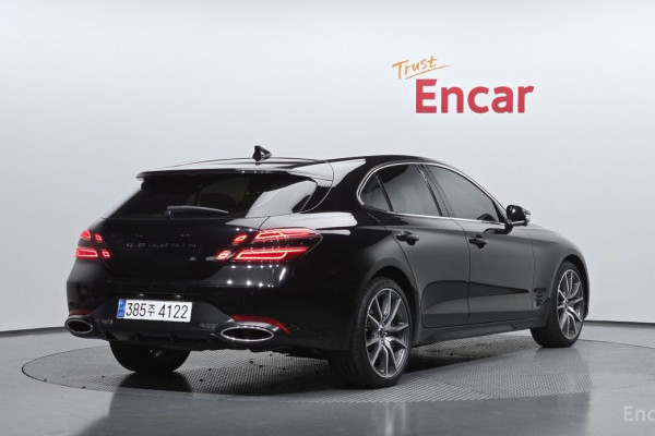 2023 Genesis G70 с пробегом 30 382 км