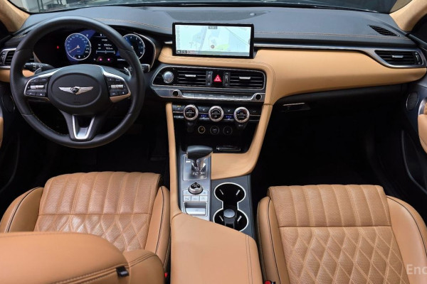 2022 Genesis G70 с пробегом 25 299 км