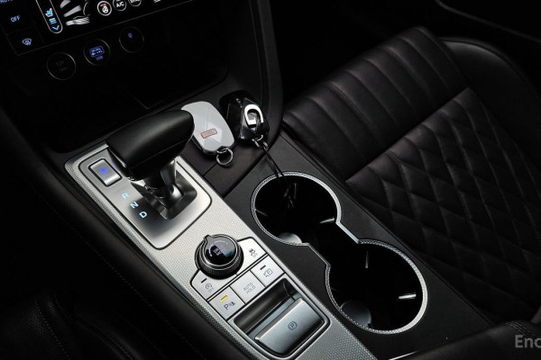 2023 Genesis G70 с пробегом 30 382 км