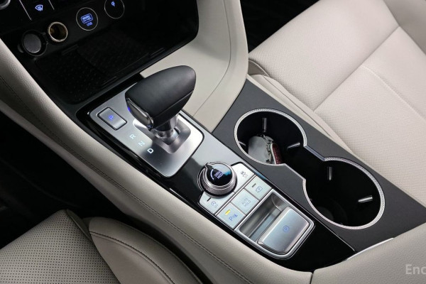 2024 Genesis G70 с пробегом 50 779 км