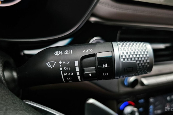 2023 Genesis G70 с пробегом 30 382 км