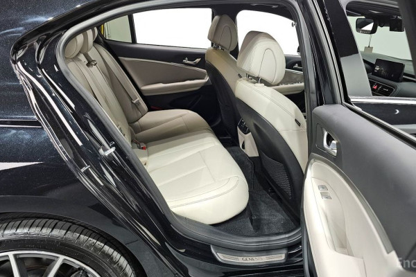 2022 Genesis G70 с пробегом 48 064 км