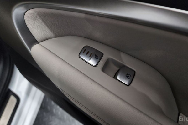 2022 Genesis G70 с пробегом 11 698 км