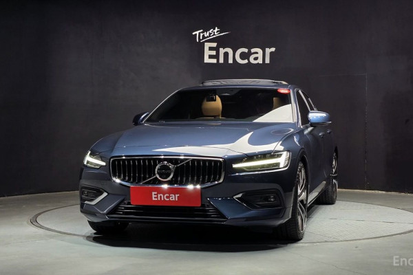2023 Volvo S60 с пробегом 23 545 км