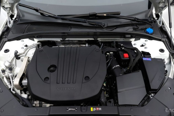 2022 Volvo S60 с пробегом 55 754 км