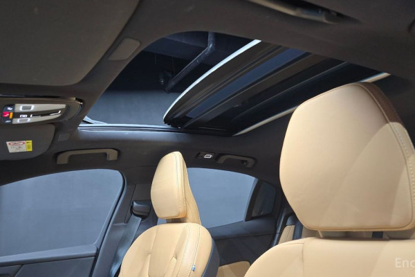 2023 Volvo S60 с пробегом 23 545 км