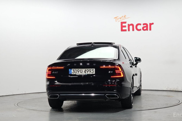 2021 Volvo S60 с пробегом 51 202 км