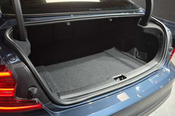 2023 Volvo S60 с пробегом 23 545 км