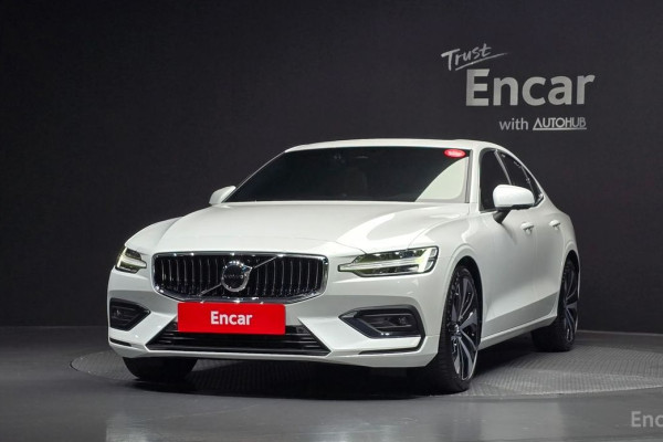 2023 Volvo S60 с пробегом 23 612 км