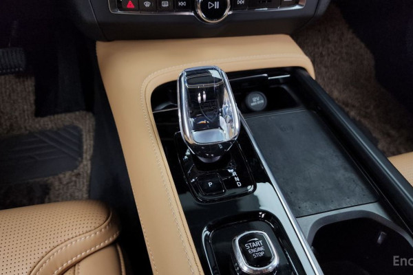 2023 Volvo S90 с пробегом 41 781 км