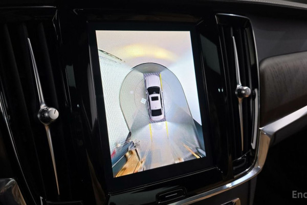 2022 Volvo S90 с пробегом 37 138 км