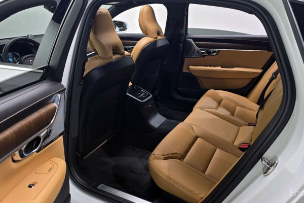 2021 Volvo S90 с пробегом 81 287 км