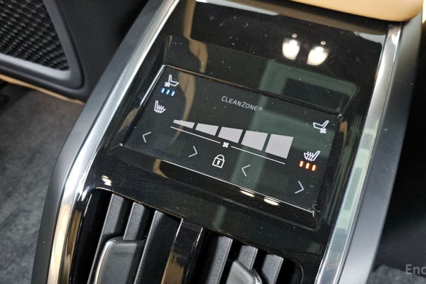 2023 Volvo S90 с пробегом 28 780 км