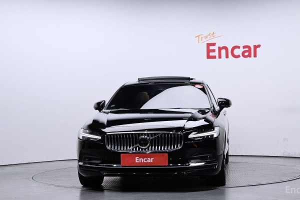 2023 Volvo S90 с пробегом 30 012 км