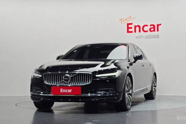 2023 Volvo S90 с пробегом 81 046 км