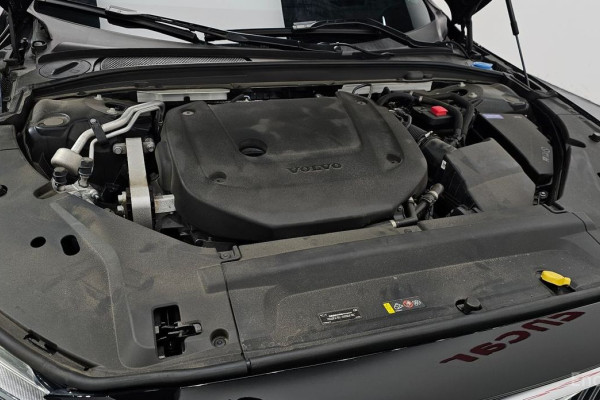 2023 Volvo S90 с пробегом 30 012 км