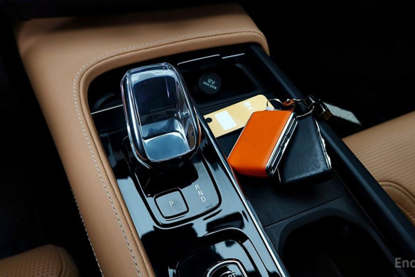 2022 Volvo S90 с пробегом 64 163 км