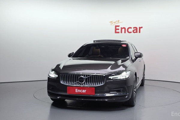 2022 Volvo S90 с пробегом 44 452 км