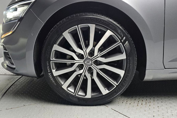 2022 Renault Samsung SM6 с пробегом 45 964 км