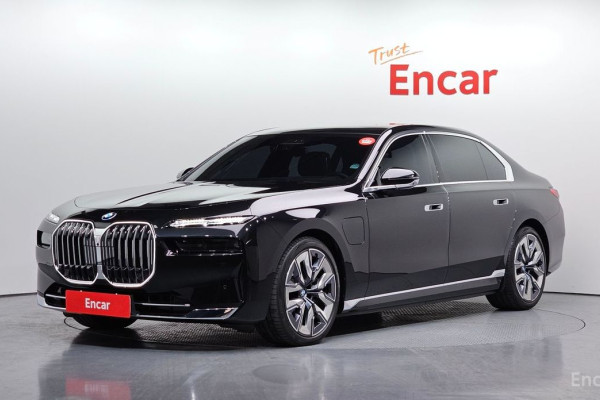 2023 BMW 7 серии с пробегом 20 401 км