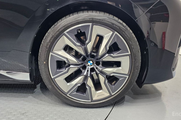 2023 BMW 7 серии с пробегом 20 401 км