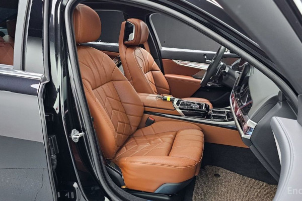 2025 BMW 7 серии с пробегом 11 146 км