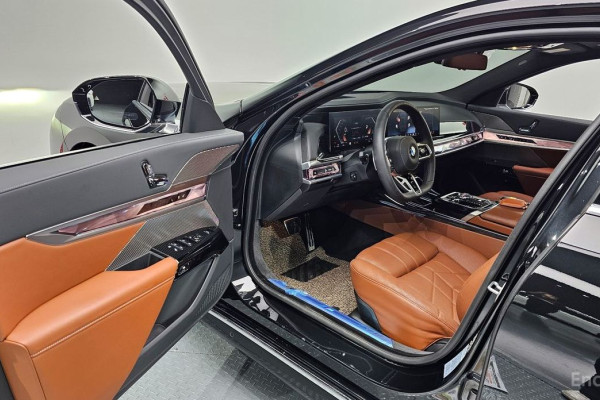 2025 BMW 7 серии с пробегом 11 146 км
