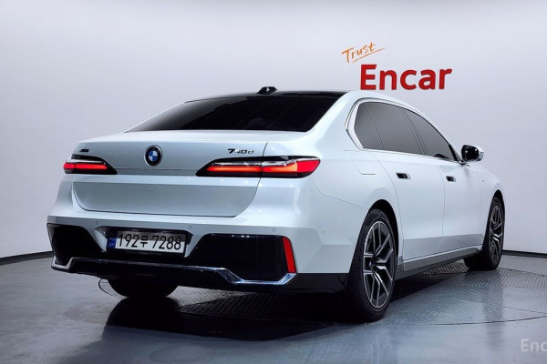 2024 BMW 7 серии с пробегом 36 793 км