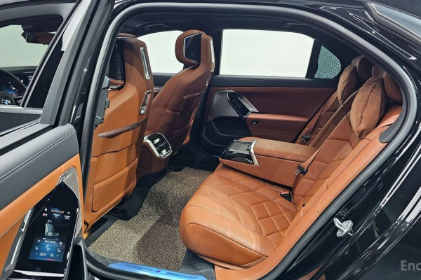 2025 BMW 7 серии с пробегом 11 146 км