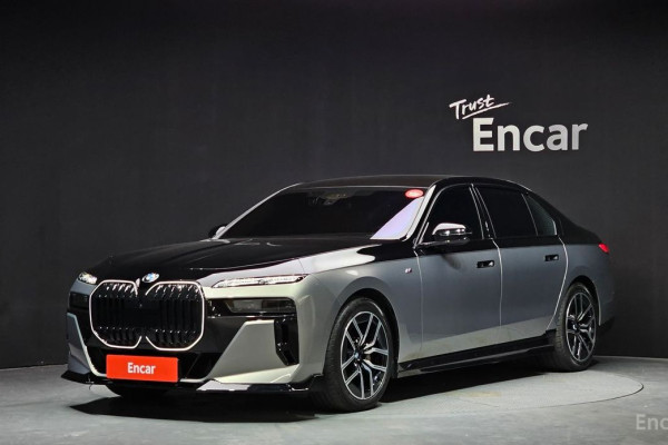 2025 BMW 7 серии с пробегом 10 229 км