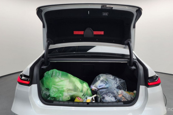 2024 BMW 7 серии с пробегом 36 793 км