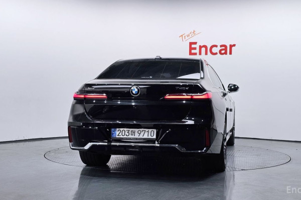 2024 BMW 7 серии с пробегом 13 297 км