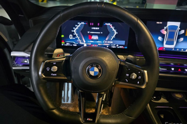 2023 BMW 7 серии с пробегом 22 800 км