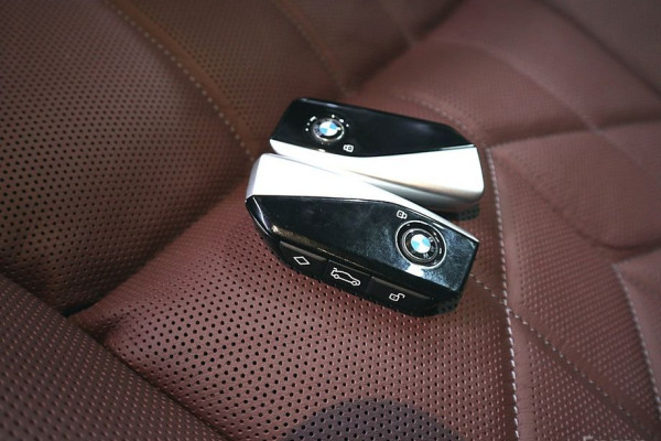 2025 BMW 7 серии с пробегом 12 458 км