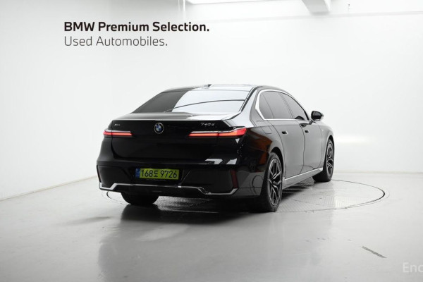 2025 BMW 7 серии с пробегом 5 941 км