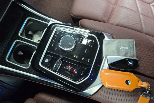 2025 BMW 7 серии с пробегом 17 546 км