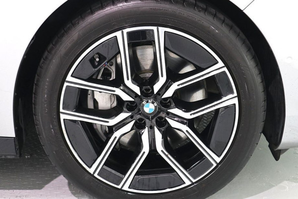 2025 BMW 7 серии с пробегом 12 458 км