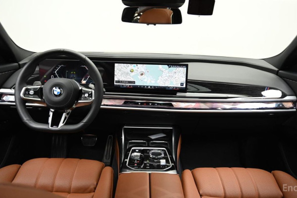 2025 BMW 7 серии с пробегом 5 941 км