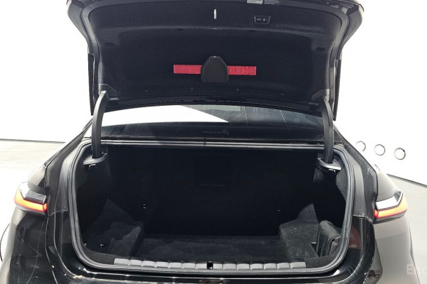 2024 BMW 7 серии с пробегом 13 297 км