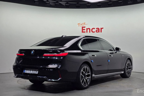 2024 BMW 7 серии с пробегом 30 738 км