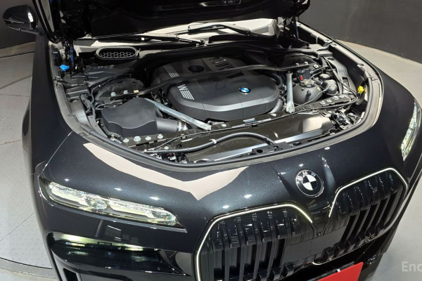 2025 BMW 7 серии с пробегом 6 687 км