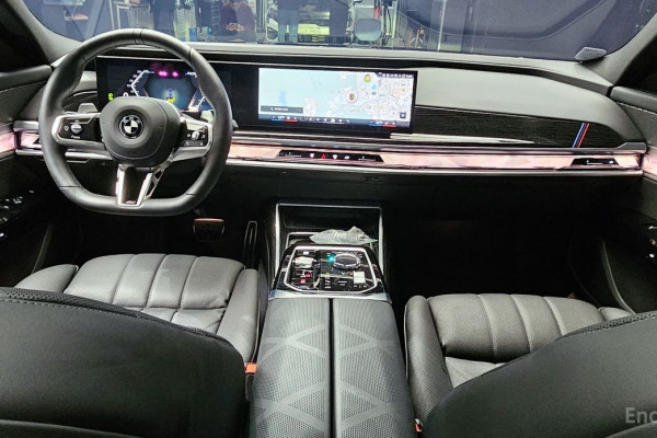 2025 BMW 7 серии с пробегом 6 687 км