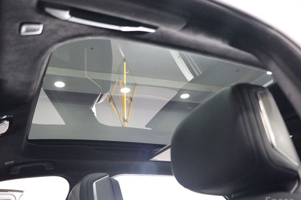 2023 BMW 7 серии с пробегом 28 127 км