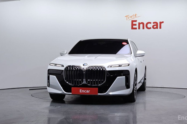 2025 BMW 7 серии с пробегом 9 567 км