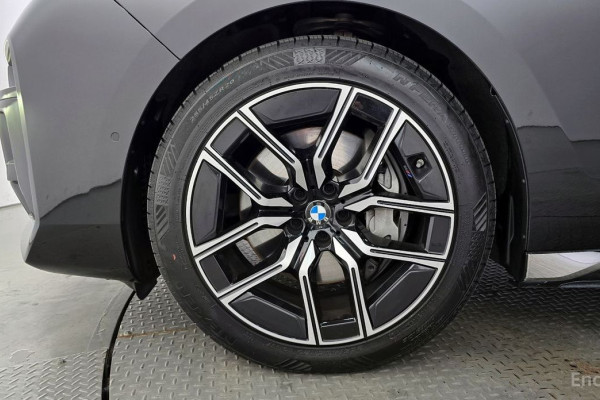 2024 BMW 7 серии с пробегом 30 738 км