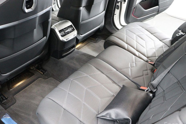 2023 BMW 7 серии с пробегом 28 127 км