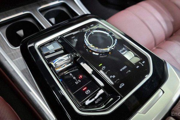 2024 BMW 7 серии с пробегом 30 738 км