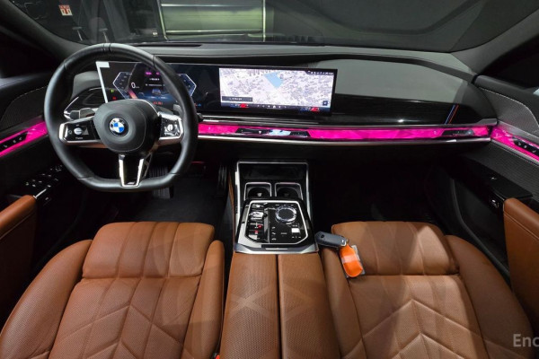 2025 BMW 7 серии с пробегом 15 744 км