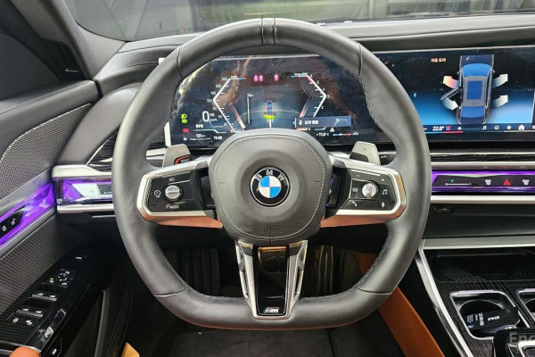 2025 BMW 7 серии с пробегом 28 815 км