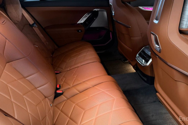 2024 BMW 7 серии с пробегом 16 920 км